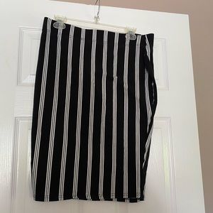 Striped pencil skirt